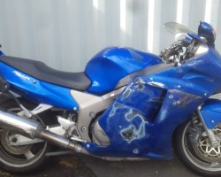 CBR1100 04 blackbird