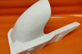Fazer FZS 600 02 - 03 rear guard $115