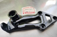 Zzr1100 90-92 rear foot mount lh 