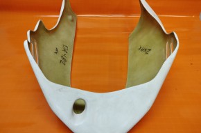 Zx9r 99-03 chin spoiler $115